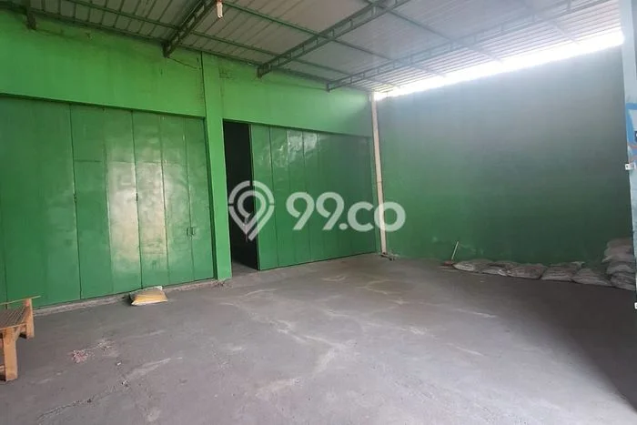 Gudang disewakan lokasi strategis Kebakkramat Karanganyar 300m2 Gudang disewakan lokasi strategis Kebakkramat Karanganyar 300m2