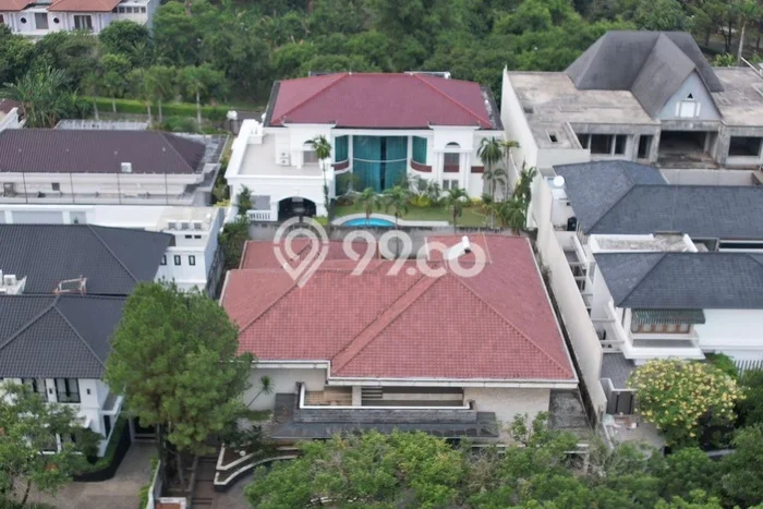Siap Huni Hunian Elit 8 Kamar di Pondok Indah Dekat ke Mana Saja Siap Huni Hunian Elit 8 Kamar di Pondok Indah Dekat ke Mana Saja