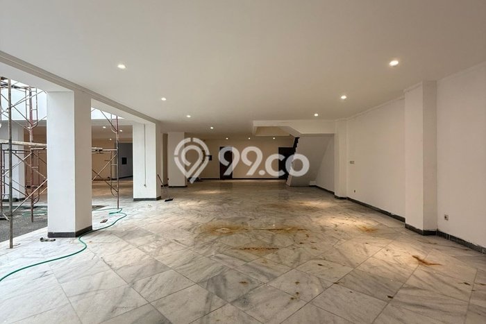 Untuk Dijual Ruko di Menteng, Jakarta Pusat Harga Penawaran Spesial Untuk Dijual Ruko di Menteng, Jakarta Pusat Harga Penawaran Spesial