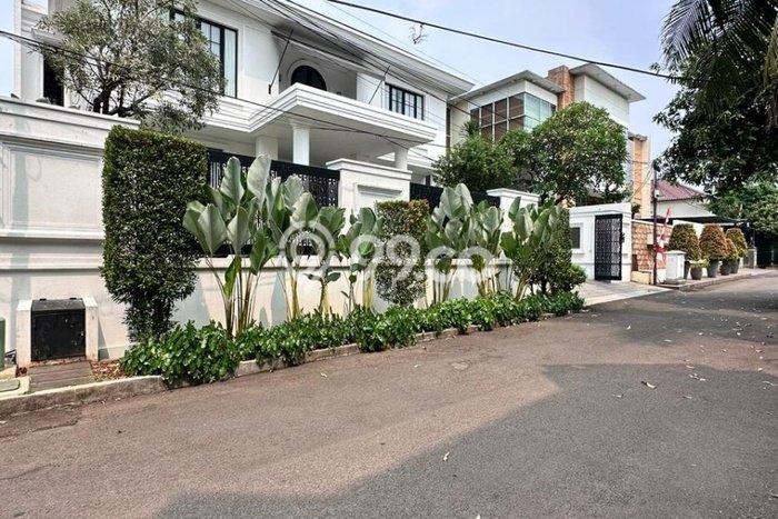 Dijual Rumah Luas Elegan Dengan View Eksklusif di Permata Hijau, Jakarta Selatan Dijual Rumah Luas Elegan Dengan View Eksklusif di Permata Hijau, Jakarta Selatan