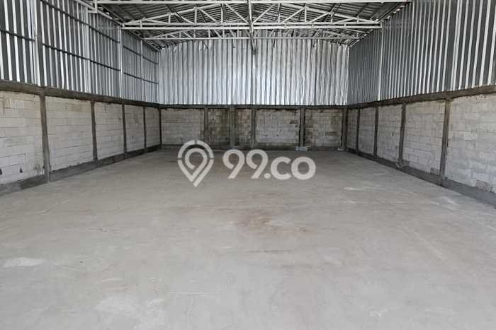 Gudang For Rent di Penjaringan, Luas 200m², Area Komersial, Akses Utama Gudang For Rent di Penjaringan, Luas 200m², Area Komersial, Akses Utama