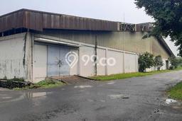 LOKASI BISNIS! Gudang Disewakan di Jatake, Luas 5000m², Jalan Utama LOKASI BISNIS! Gudang Disewakan di Jatake, Luas 5000m², Jalan Utama