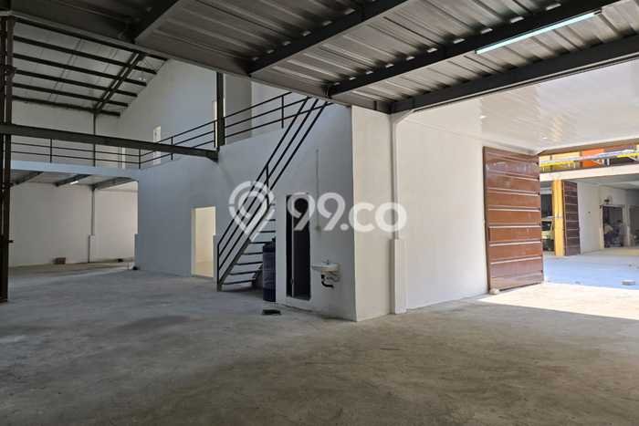 Gudang Area Komersial di Teluk Naga, Luas 540m², Sentra Perdagangan Gudang Area Komersial di Teluk Naga, Luas 540m², Sentra Perdagangan