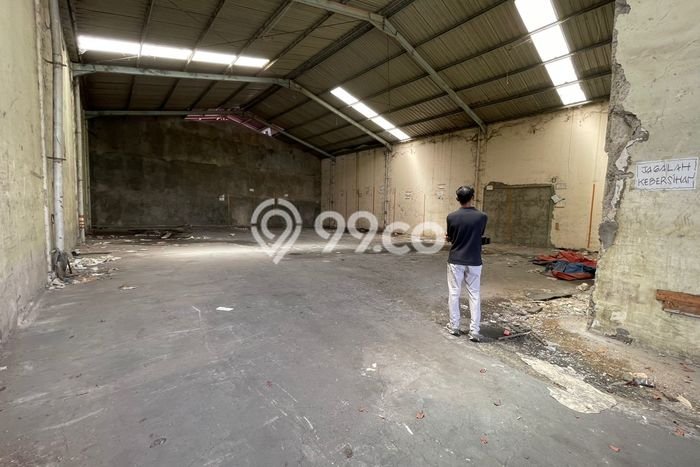 Gudang disewakan lokasi strategis Neglasari Tangerang 330m2 Gudang disewakan lokasi strategis Neglasari Tangerang 330m2