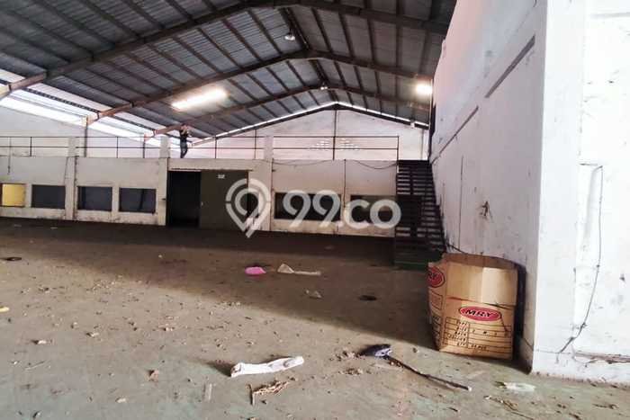 LOKASI POTENSIAL! Gudang For Rent di Periuk, Luas 6600m², Siap Usaha LOKASI POTENSIAL! Gudang For Rent di Periuk, Luas 6600m², Siap Usaha
