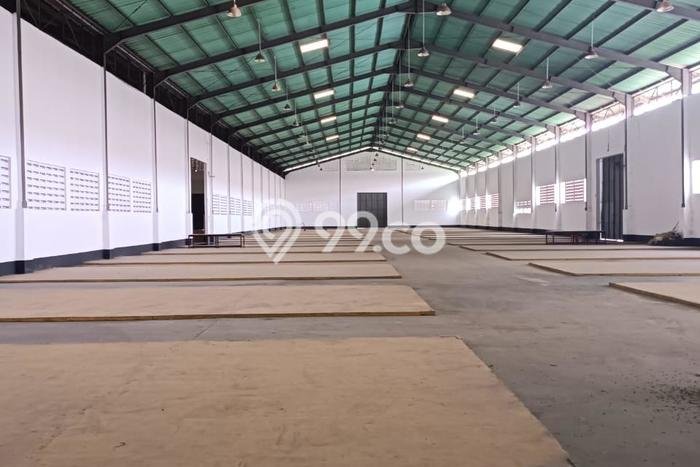 Gudang Kawasan Mauk, Luas 2092m², Area Komersial, Ready Operasi Gudang Kawasan Mauk, Luas 2092m², Area Komersial, Ready Operasi