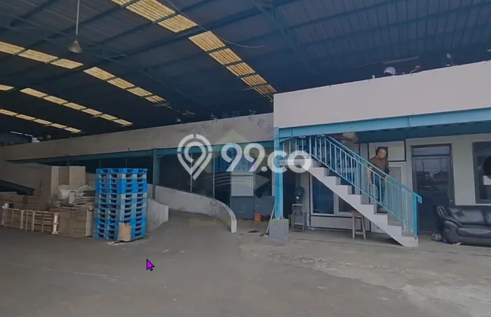 Unit Gudang Paling Strategis di Karawaci Tangerang dengan LB 2160m2 Unit Gudang Paling Strategis di Karawaci Tangerang dengan LB 2160m2