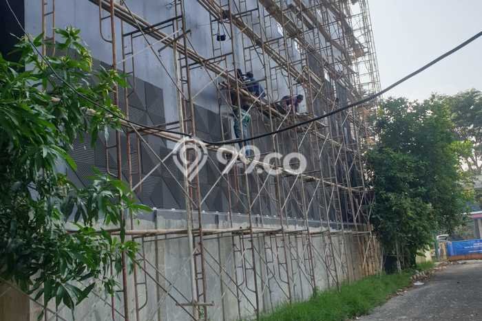 Dijual! Ruko di Klender Jakarta Timur LT 548m2 / LB 3200m2 Kawasan Strategis Dijual! Ruko di Klender Jakarta Timur LT 548m2 / LB 3200m2 Kawasan Strategis