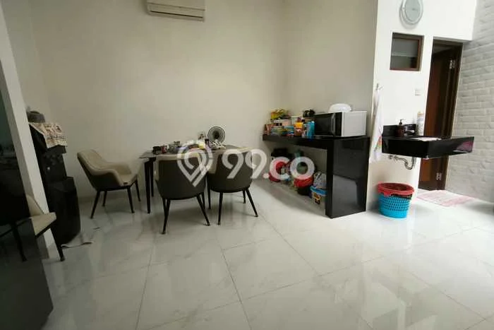 Hunian Mewah LB 240m2 Siap Huni Desain Elegan di Rawa Buaya, Jakarta Barat Hunian Mewah LB 240m2 Siap Huni Desain Elegan di Rawa Buaya, Jakarta Barat