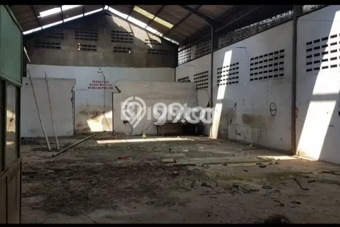 Pabrik Bagus Dijual LB 2000m2 Lokasi Strategis Surakarta Area Cocok untuk Berbisnis Pabrik Bagus Dijual LB 2000m2 Lokasi Strategis Surakarta Area Cocok untuk Berbisnis