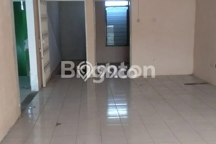 Ruko bagus disewakan di Jebres Surakarta dengan LB 160m2 harga sewa terbaik Ruko bagus disewakan di Jebres Surakarta dengan LB 160m2 harga sewa terbaik