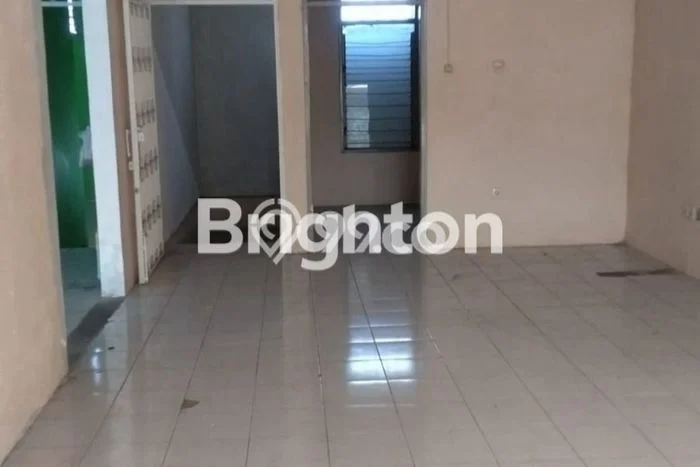 Disewakan Ruko komersial di Jebres luas bangunan 1615m2 Disewakan Ruko komersial di Jebres luas bangunan 1615m2