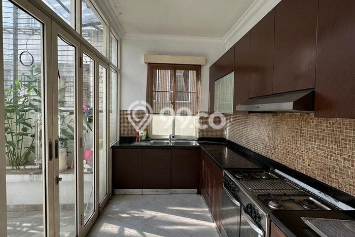 Rumah Elit Modern Tanpa Renovasi di Pantai Indah Kapuk Jakarta Utara Rumah Elit Modern Tanpa Renovasi di Pantai Indah Kapuk Jakarta Utara