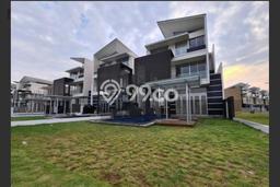 Rumah Elit LB 576m2 Siap Pakai Desain Elegan di Pantai Indah Kapuk, Jakarta Utara Rumah Elit LB 576m2 Siap Pakai Desain Elegan di Pantai Indah Kapuk, Jakarta Utara