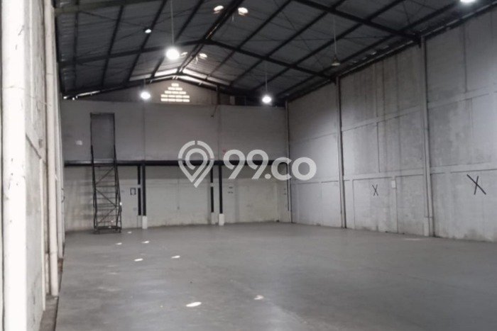 Gudang Disewa di Tangerang dengan LB 600m2 Area Komersial Ramai Gudang Disewa di Tangerang dengan LB 600m2 Area Komersial Ramai