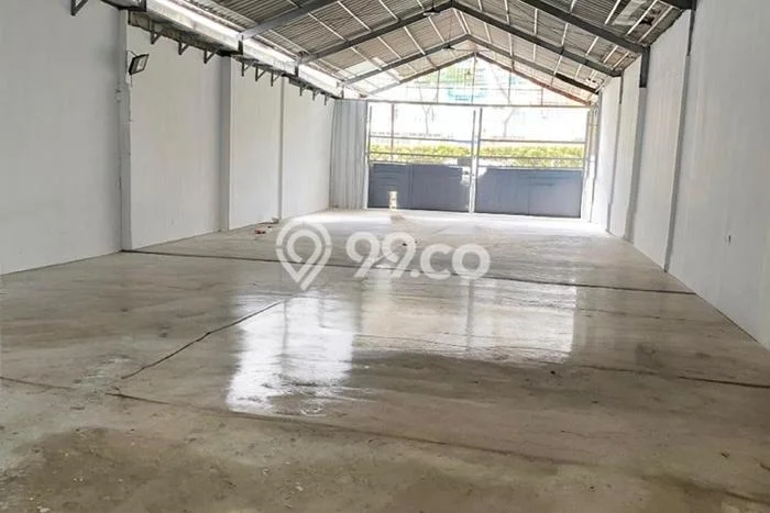 Area Ramai! Gudang Dijual di BSD untuk Bisnis Luas Bangunan 289m2 Area Ramai! Gudang Dijual di BSD untuk Bisnis Luas Bangunan 289m2