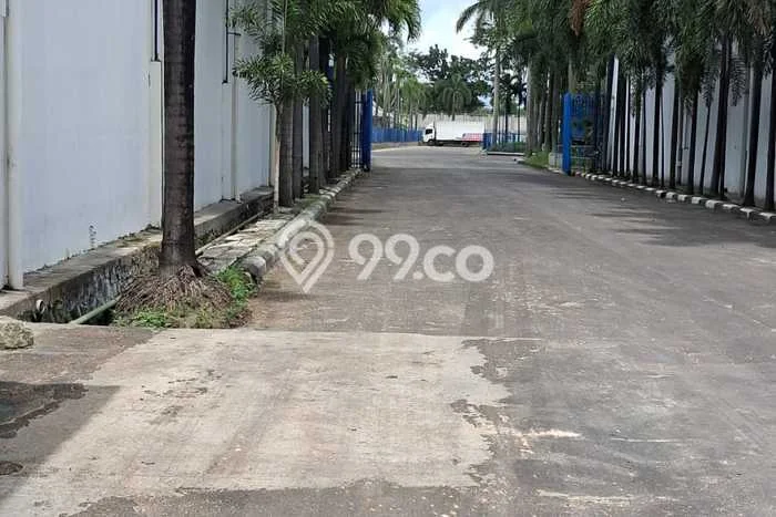 Unit Gudang Paling Strategis di Cikande Serang dengan LB 13485m2 Unit Gudang Paling Strategis di Cikande Serang dengan LB 13485m2