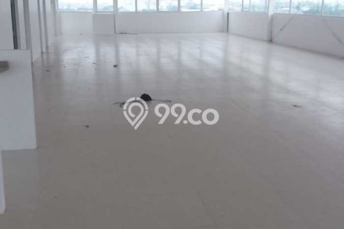 Disewakan Komersial di Jatinegara Jakarta Timur LT 545m2, LB 1500m2 Disewakan Komersial di Jatinegara Jakarta Timur LT 545m2, LB 1500m2