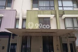 Cocok Untuk Investasi! For Sale Kost di Gading Serpong 10 Kamar Cocok Untuk Investasi! For Sale Kost di Gading Serpong 10 Kamar