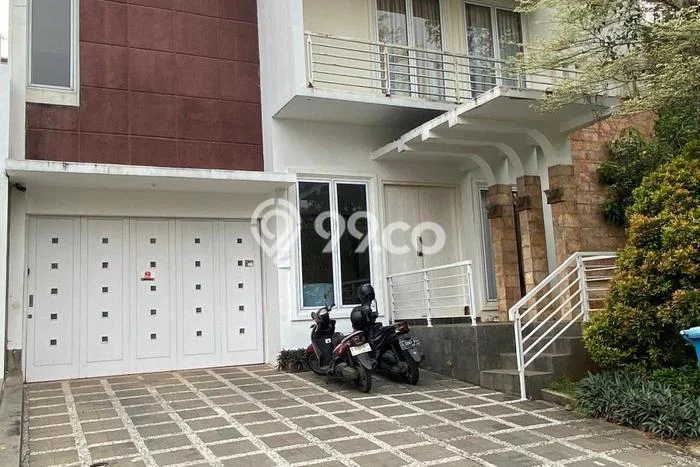 Jarang Ada! Rumah Kontrakan 5 Kamar Nyaman Siap Huni BSD The Green Jarang Ada! Rumah Kontrakan 5 Kamar Nyaman Siap Huni BSD The Green