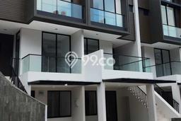 Rumah sewa siap huni 3 KT di Pantai Indah Kapuk, Jakarta Utara Rumah sewa siap huni 3 KT di Pantai Indah Kapuk, Jakarta Utara