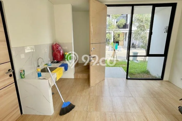 Rumah Nyaman 3 KT LB 68m2 Kondisi Bagus di Cikarang Rumah Nyaman 3 KT LB 68m2 Kondisi Bagus di Cikarang