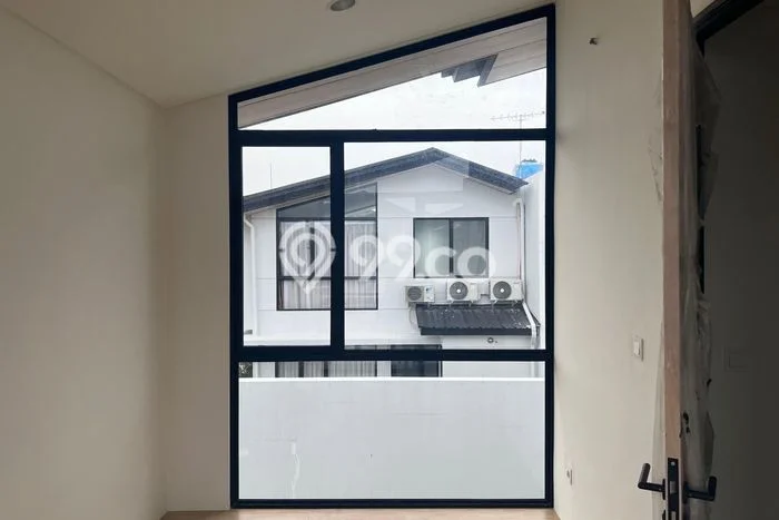 Jual Rumah Bagus Siap Huni LB 55m2 di Karawaci, Tangerang Jual Rumah Bagus Siap Huni LB 55m2 di Karawaci, Tangerang