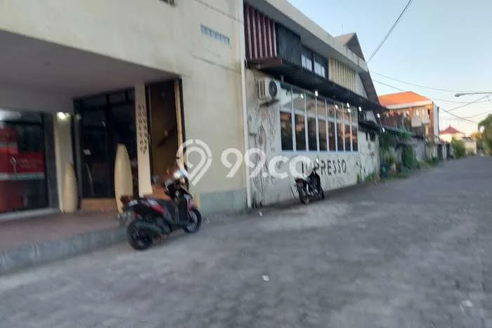 AREA KOMERSIAL! Ruko Kawasan Renon, Luas 100m², Jalan Raya AREA KOMERSIAL! Ruko Kawasan Renon, Luas 100m², Jalan Raya