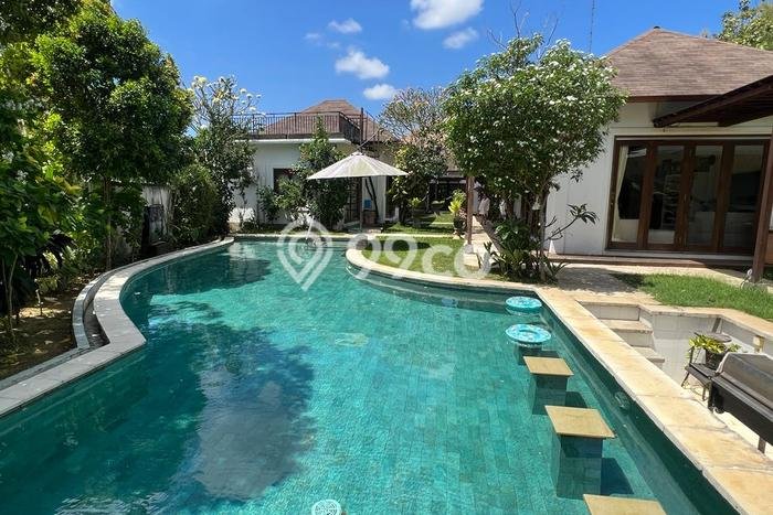 Hunian Mewah LB 497m2 Siap Huni Desain Elegan di Jimbaran, Badung Hunian Mewah LB 497m2 Siap Huni Desain Elegan di Jimbaran, Badung