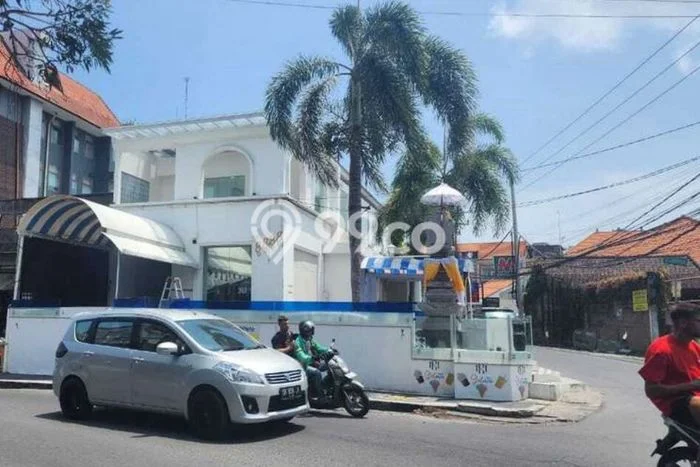 Unit Ruko Dijual di Badung LT 300m2 & LB 250m2 Unit Ruko Dijual di Badung LT 300m2 & LB 250m2