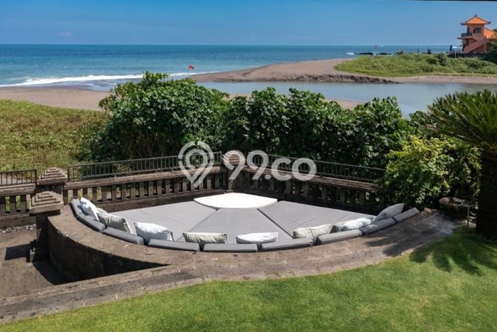 For Sale! Luxury House LT 2200m2 Desain Elegan di Pererenan For Sale! Luxury House LT 2200m2 Desain Elegan di Pererenan
