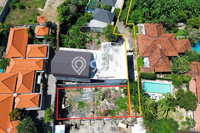 Tanah Dijual Lokasi Strategis di Denpasar dengan Luas 250m2 Tanah Dijual Lokasi Strategis di Denpasar dengan Luas 250m2