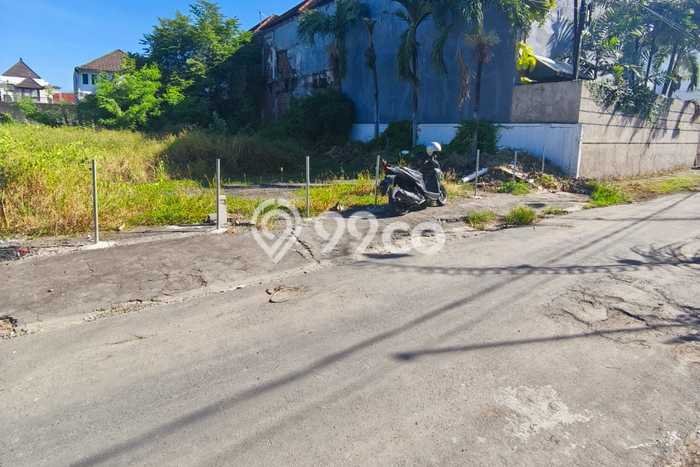Lahan Strategis di Renon Dijual dengan Luas 298m2 Lahan Strategis di Renon Dijual dengan Luas 298m2