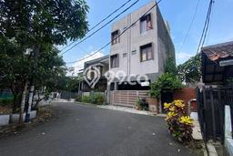 Dijual Hunian Rumah Terawat 9 Kamar di Gede Bage, Bandung Dijual Hunian Rumah Terawat 9 Kamar di Gede Bage, Bandung