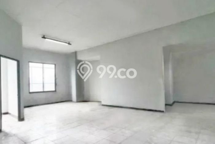 KEUNTUNGAN BERLIPAT! Gudang Kawasan Moch Toha, Luas 1115m², Posisi Mainroad KEUNTUNGAN BERLIPAT! Gudang Kawasan Moch Toha, Luas 1115m², Posisi Mainroad