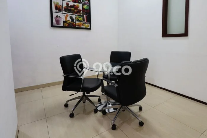 Disewakan Kantor di Kawasan Ramai BKR Luas 370m2 Disewakan Kantor di Kawasan Ramai BKR Luas 370m2
