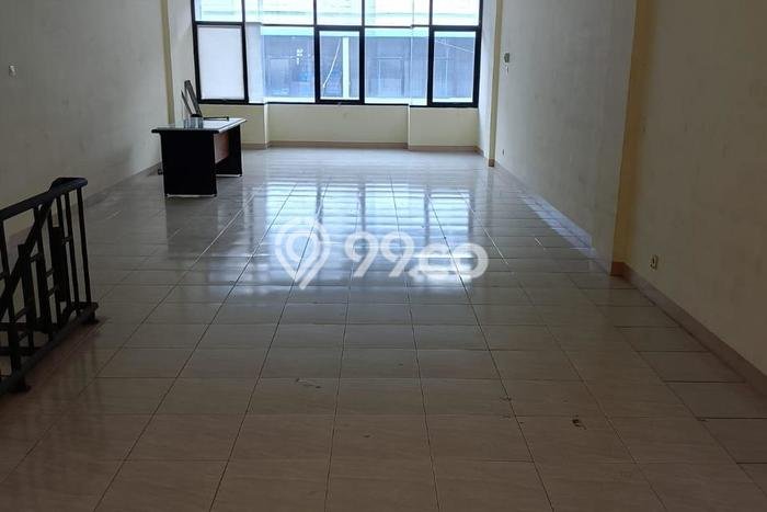 AREA PREMIUM! Ruko di Kebonjati, Luas 188m², Kawasan Komersial AREA PREMIUM! Ruko di Kebonjati, Luas 188m², Kawasan Komersial
