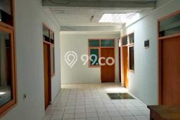 Cocok Untuk Investasi! For Sale Kost di Ciateul 22 Kamar Cocok Untuk Investasi! For Sale Kost di Ciateul 22 Kamar