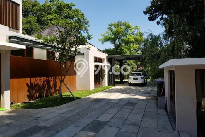 Dijual Rumah Luas Elegan Dengan View Cantik di Cipaganti, Bandung Dijual Rumah Luas Elegan Dengan View Cantik di Cipaganti, Bandung