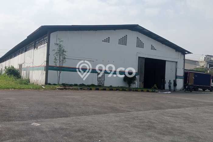 For Rent Gudang Kawasan Strategis Kawasan Leuwi Gajah, Luas 2000m², Siap Usaha For Rent Gudang Kawasan Strategis Kawasan Leuwi Gajah, Luas 2000m², Siap Usaha