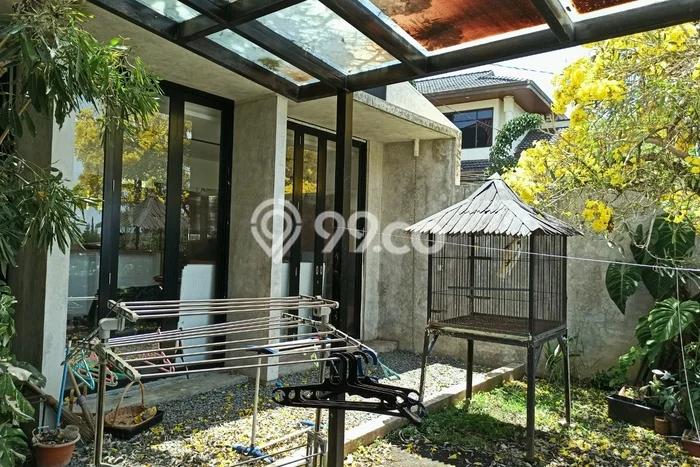 Rumah Luxury Modern Tanpa Renovasi di Cipaku Bandung Rumah Luxury Modern Tanpa Renovasi di Cipaku Bandung