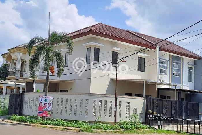 Rumah Luas Asri 3 KT Siap Pakai di Serpong Villa Melati Mas Tangerang Selatan Rumah Luas Asri 3 KT Siap Pakai di Serpong Villa Melati Mas Tangerang Selatan