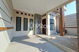 For Sale Hunian Rumah Nyaman 4 KT di BSD Griya Loka, Tangerang For Sale Hunian Rumah Nyaman 4 KT di BSD Griya Loka, Tangerang