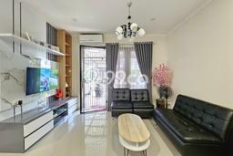 Rumah Elit LB 101m2 Siap Pakai Desain Elegan di Gading Serpong, Tangerang Rumah Elit LB 101m2 Siap Pakai Desain Elegan di Gading Serpong, Tangerang