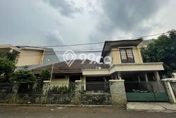 Ready to Use! Luxury House LT 330m2 Desain Modern di Cirendeu Ready to Use! Luxury House LT 330m2 Desain Modern di Cirendeu