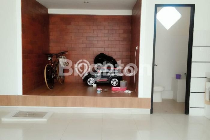 Rumah Bagus di , Badung, Luas 400m2m² Bangunan 500m2m² DIJUAL CEPAT! Rumah Bagus di , Badung, Luas 400m2m² Bangunan 500m2m² DIJUAL CEPAT!