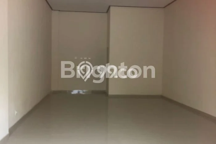 FOR RENT! Ruko di Kerobokan Cocok untuk Bisnis 50m2 FOR RENT! Ruko di Kerobokan Cocok untuk Bisnis 50m2