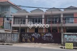 Unit Ruko Disewakan di Mahendradata di Area Ramai & Strategis Unit Ruko Disewakan di Mahendradata di Area Ramai & Strategis