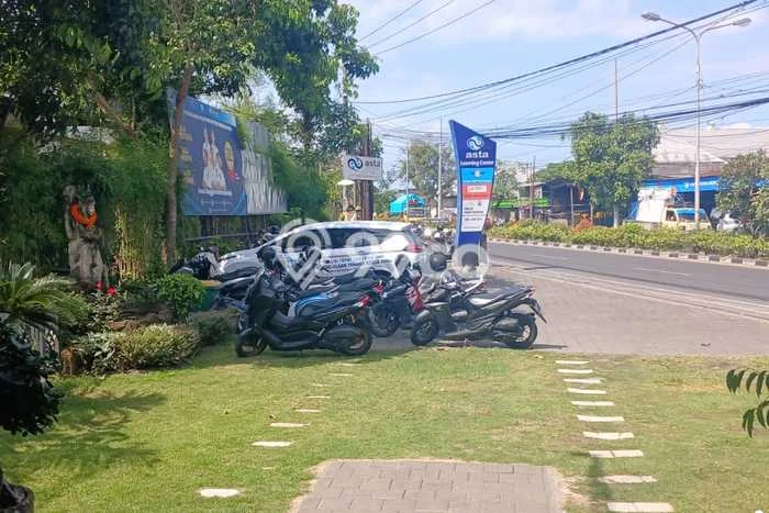 Disewakan Gudang di Kawasan Ramai Ubung Kaja Luas 800m2 Disewakan Gudang di Kawasan Ramai Ubung Kaja Luas 800m2