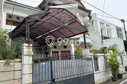 Rumah Elit Modern Siap Huni di Pejompongan Jakarta Pusat Rumah Elit Modern Siap Huni di Pejompongan Jakarta Pusat